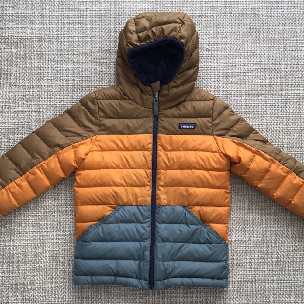 Patagonia Reversible Puffer - Picture 3 of 15